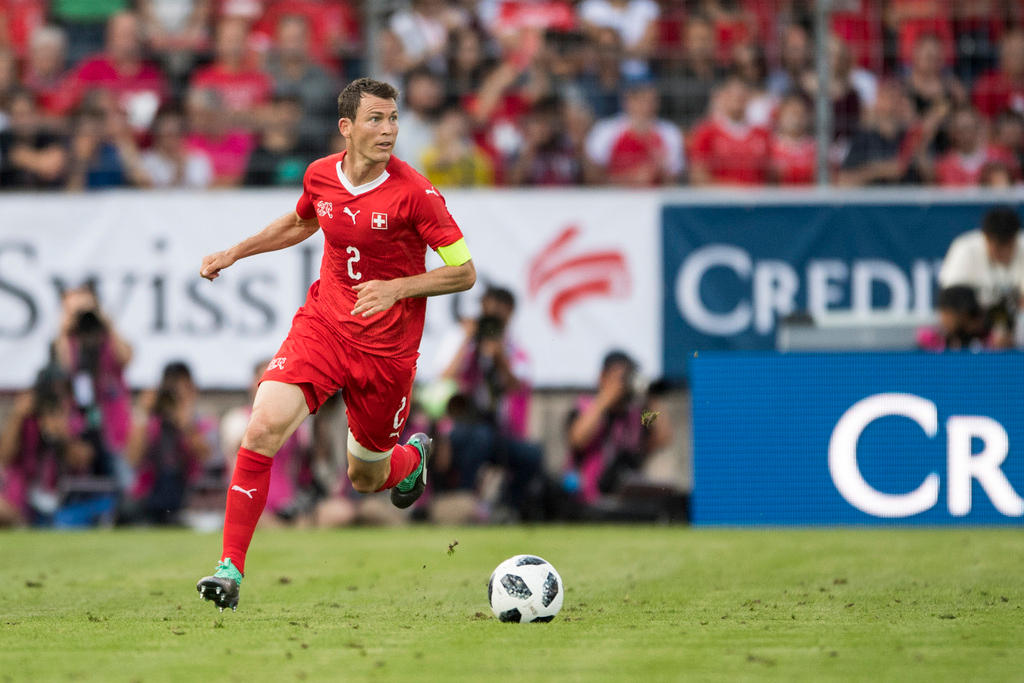 Vor einem seiner legendären Flankenbälle: Stephan Lichtsteiner