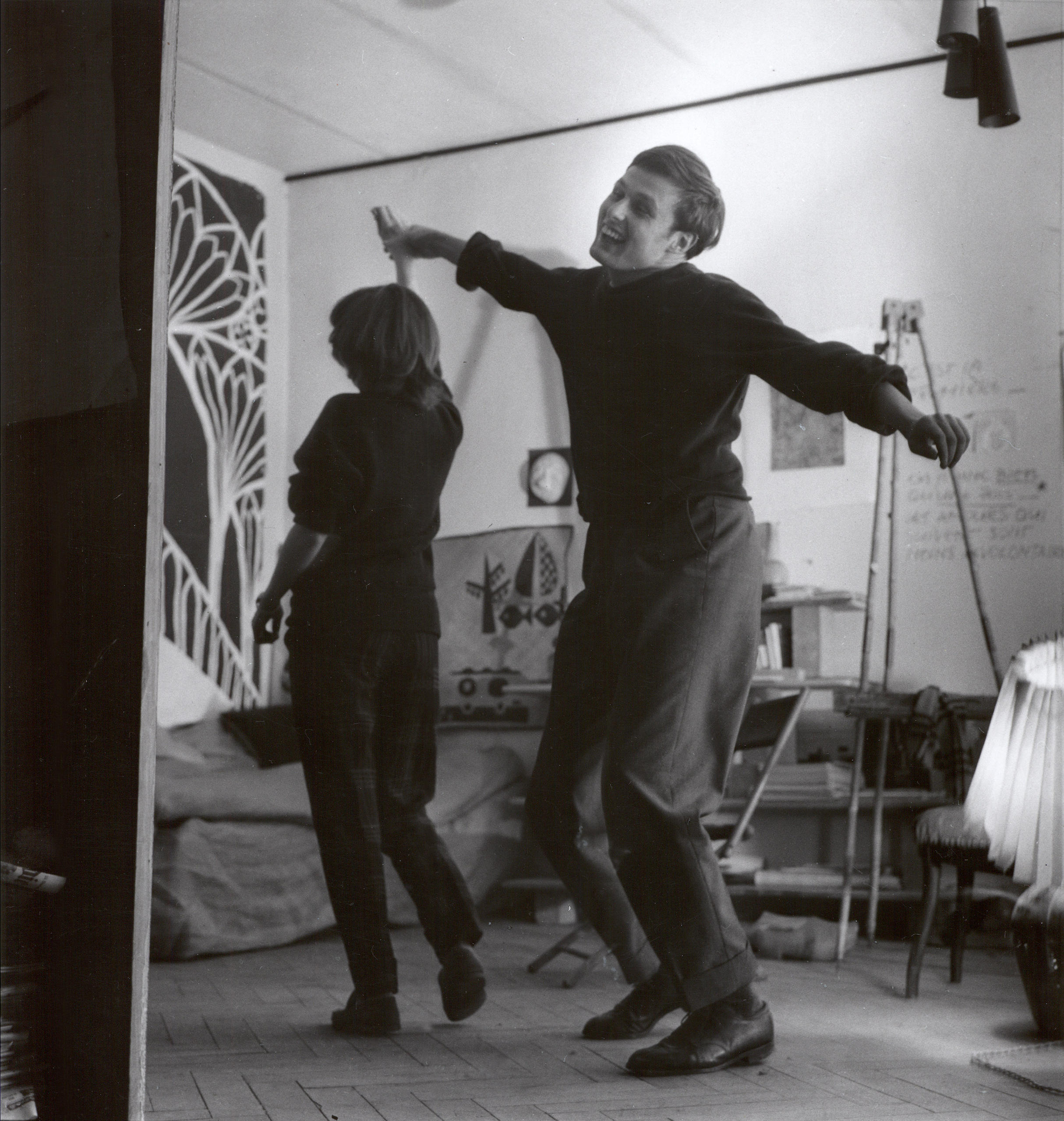 Kurt Blum and Harald Szeemann dancing