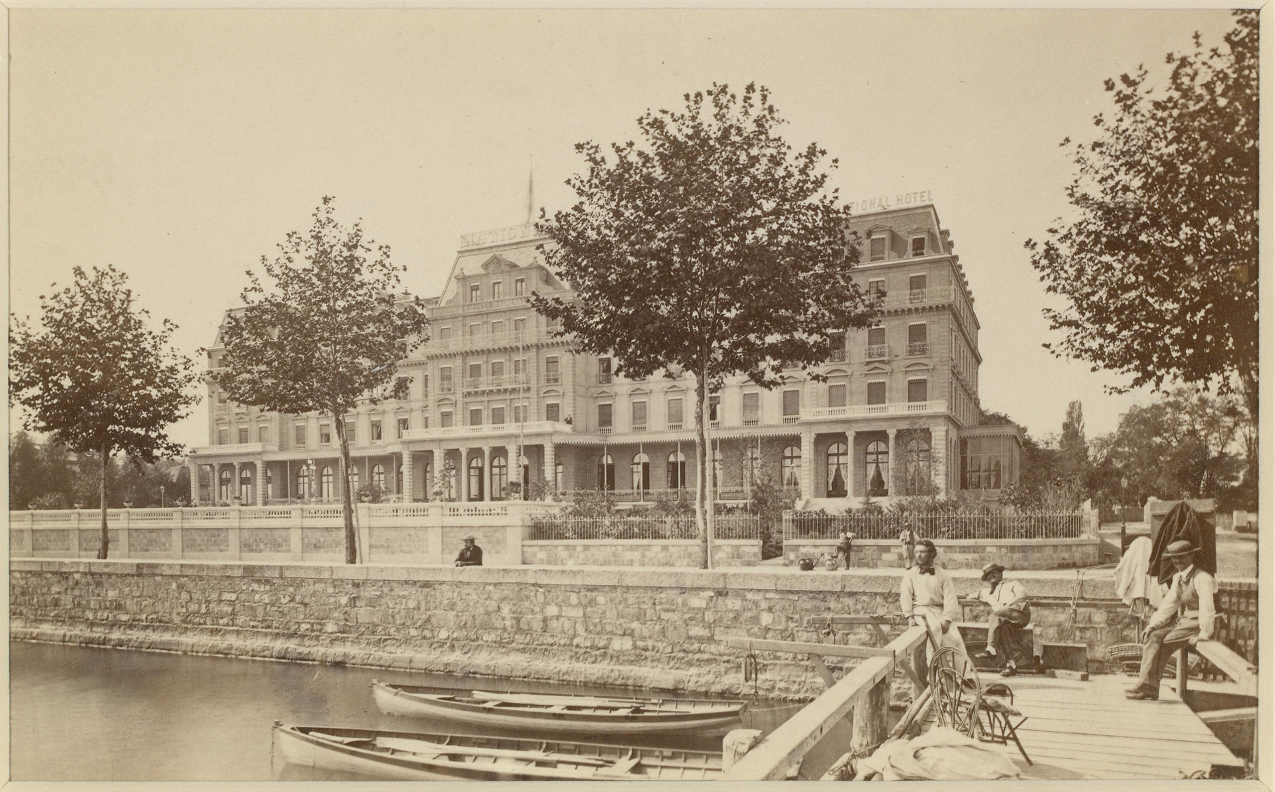 Photograph of the Hotel National