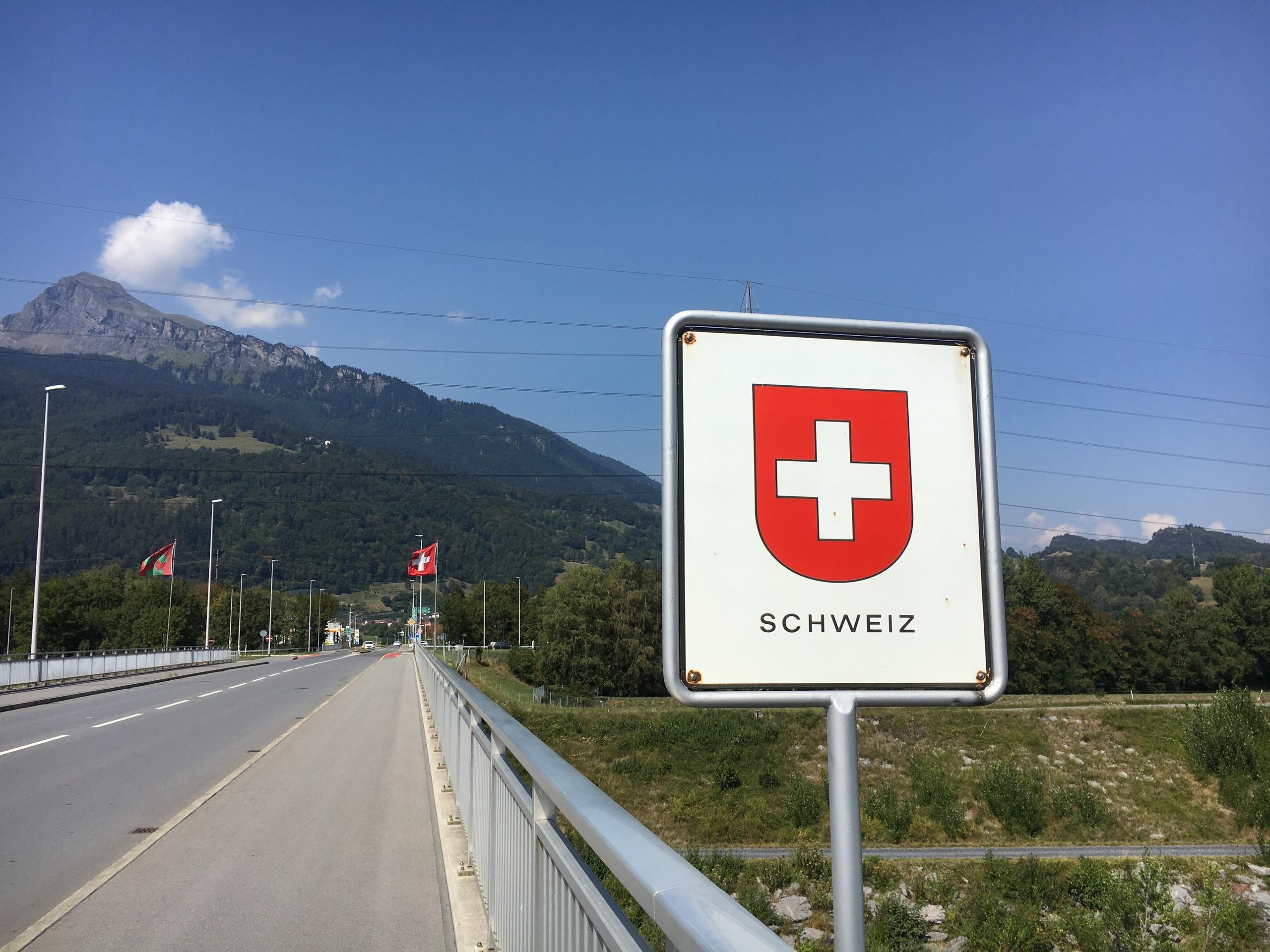Frontière Suisse-Liechtenstein