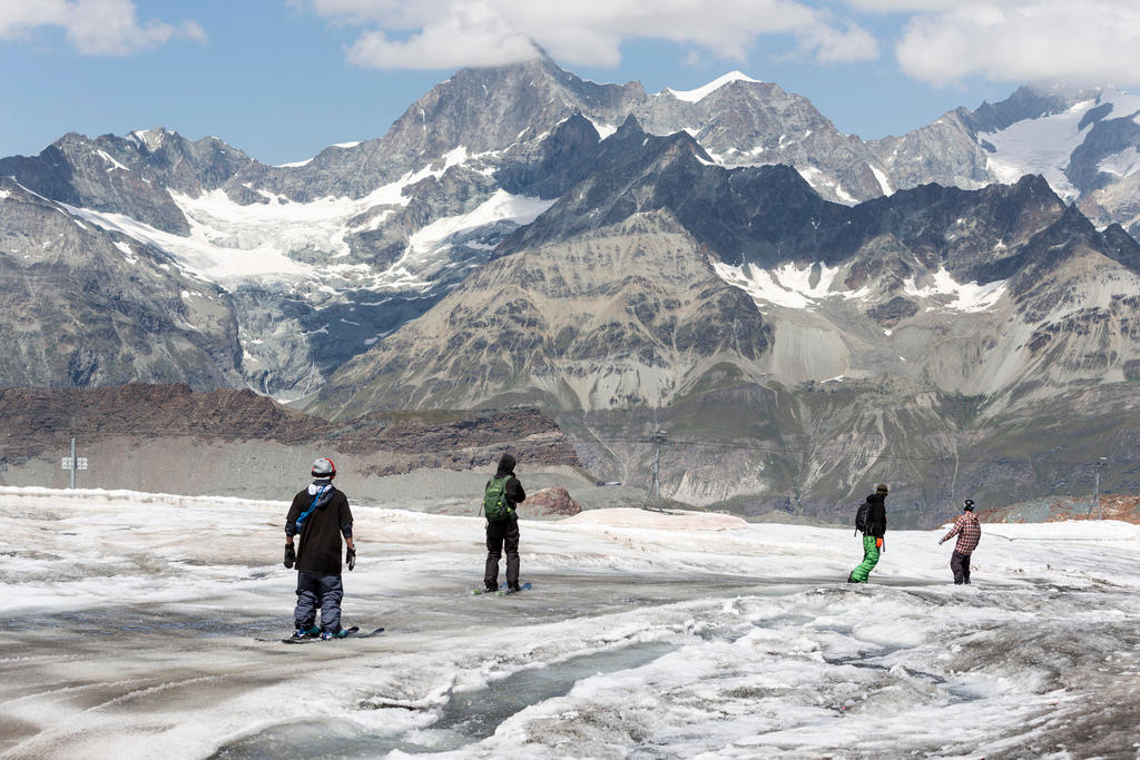 The melting Theodul glacier