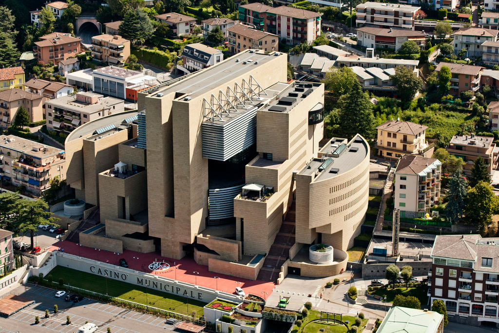 Veduta aerea del Casinò municipale di Campione d Italia.