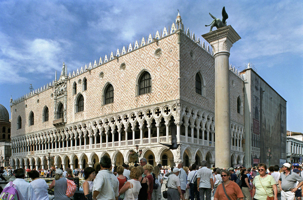 Der Dogenpalast in Venedig