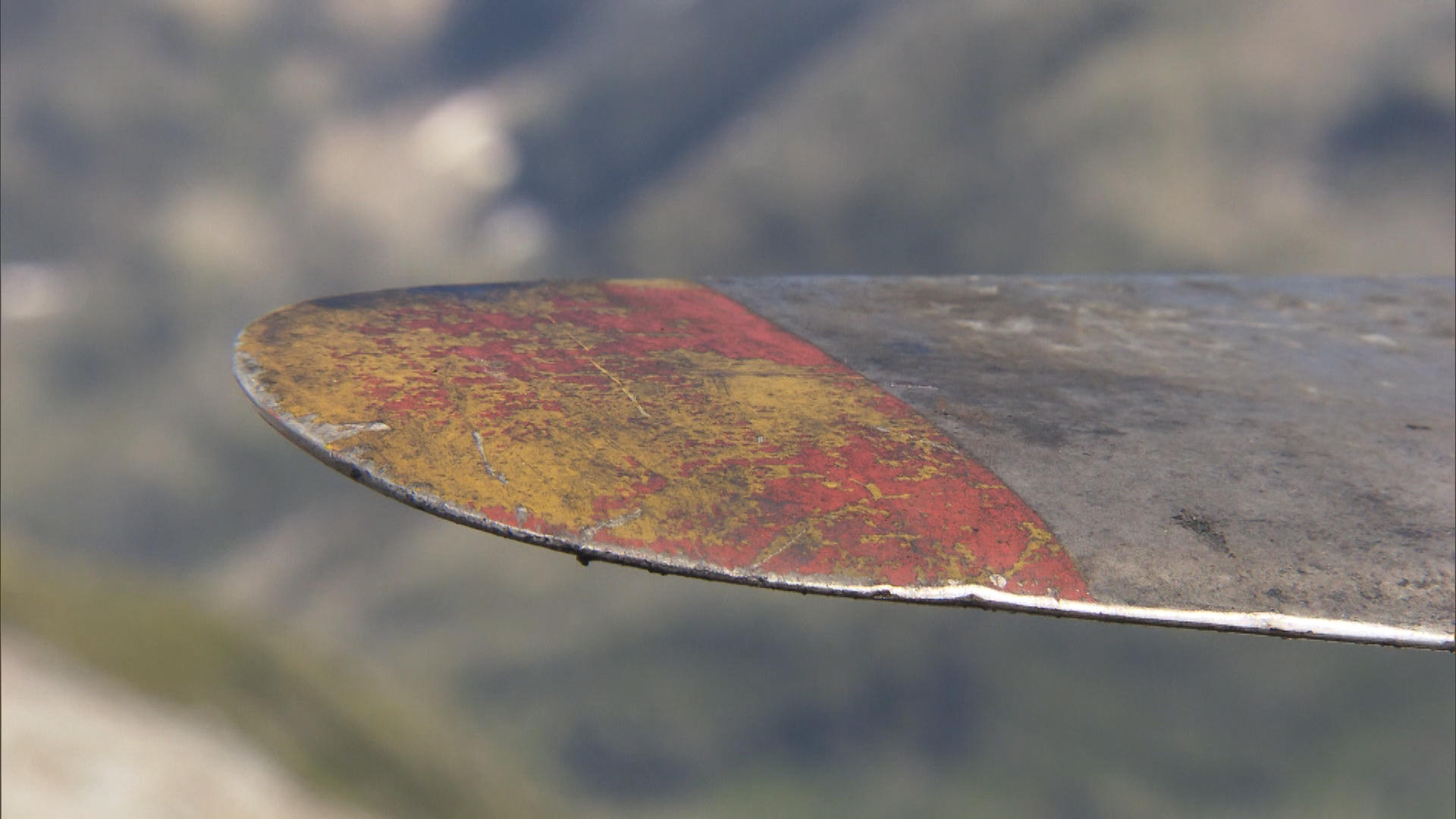 Dakota wing tip: rubbish or artefact?