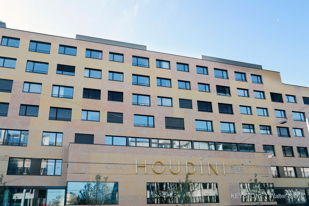Fassade eines modernen Wohnblocks
