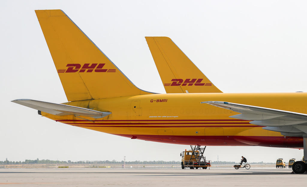 DHL planes