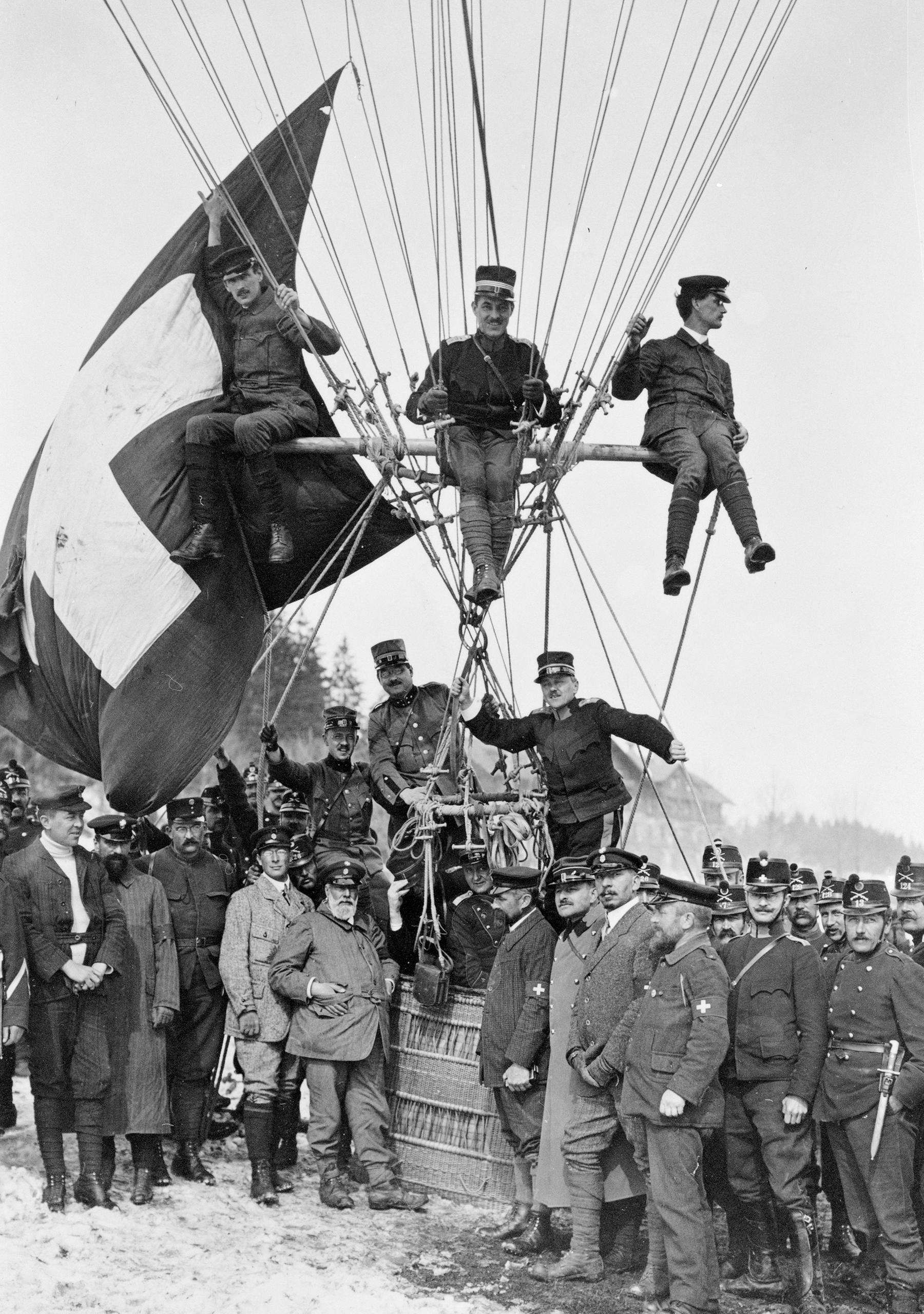 Equipo suizo de la Copa Gordon Bennett celebrada en Zúrich en 1909