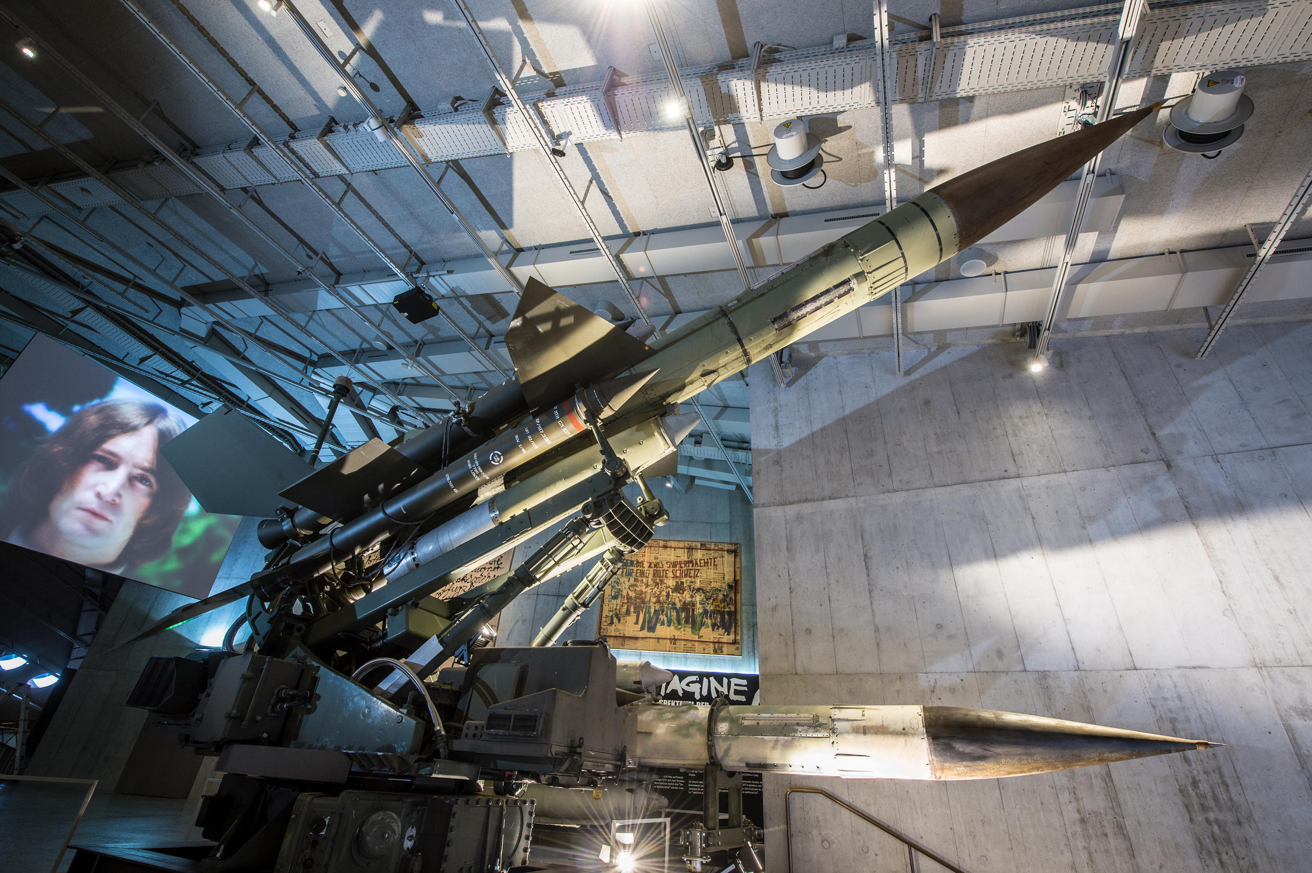 Zwei Raketen