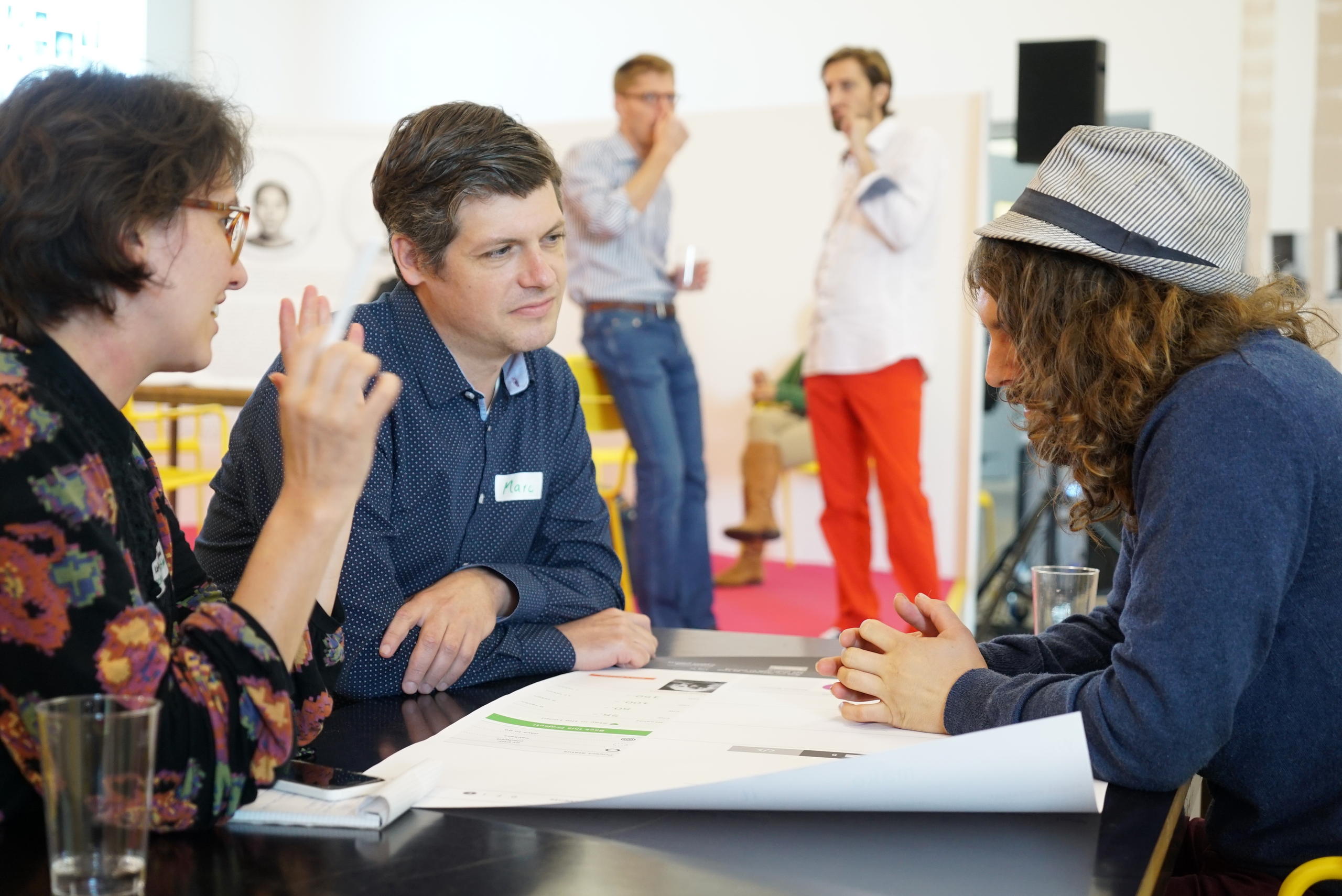 Prospective science crowdfunders put their heads together during a workshop at the Crowdfunding Science Festival i