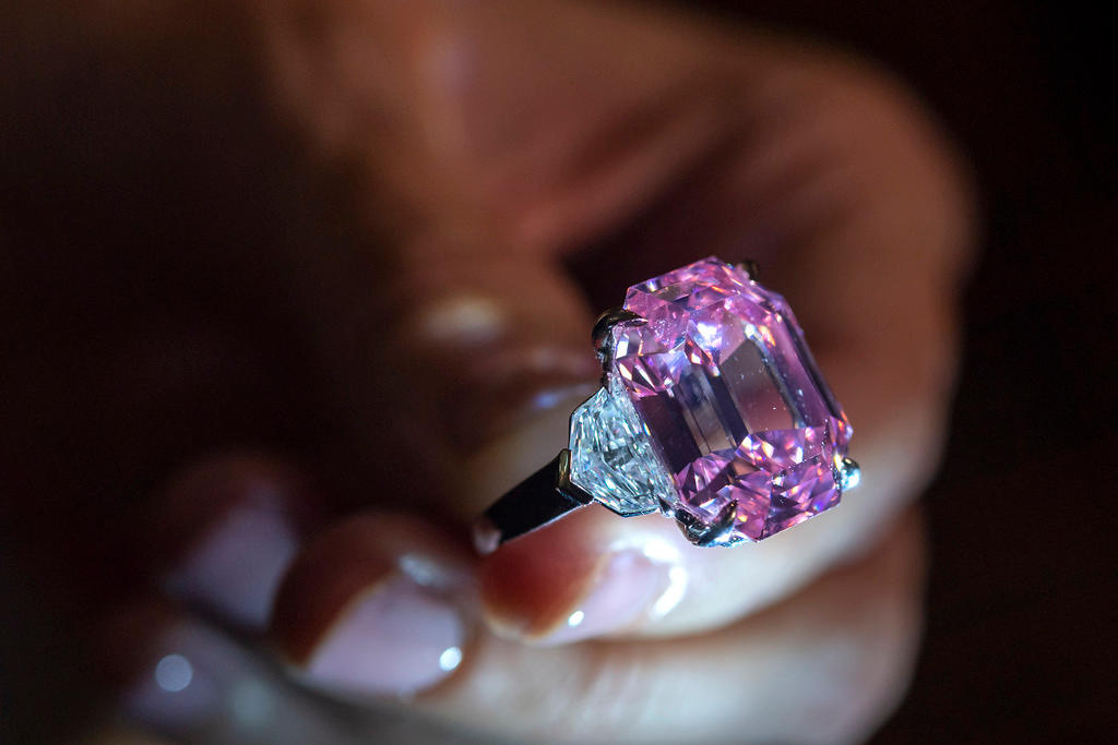 19-carat Pink Legacy diamond