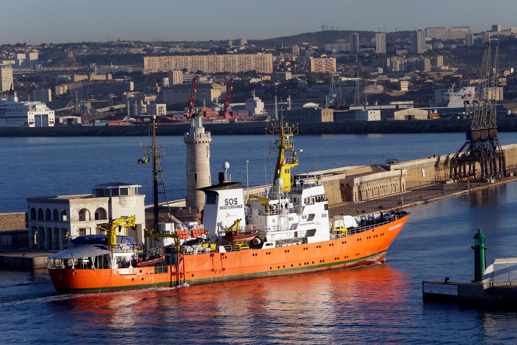 nave aquarius al porto di Marsiglia