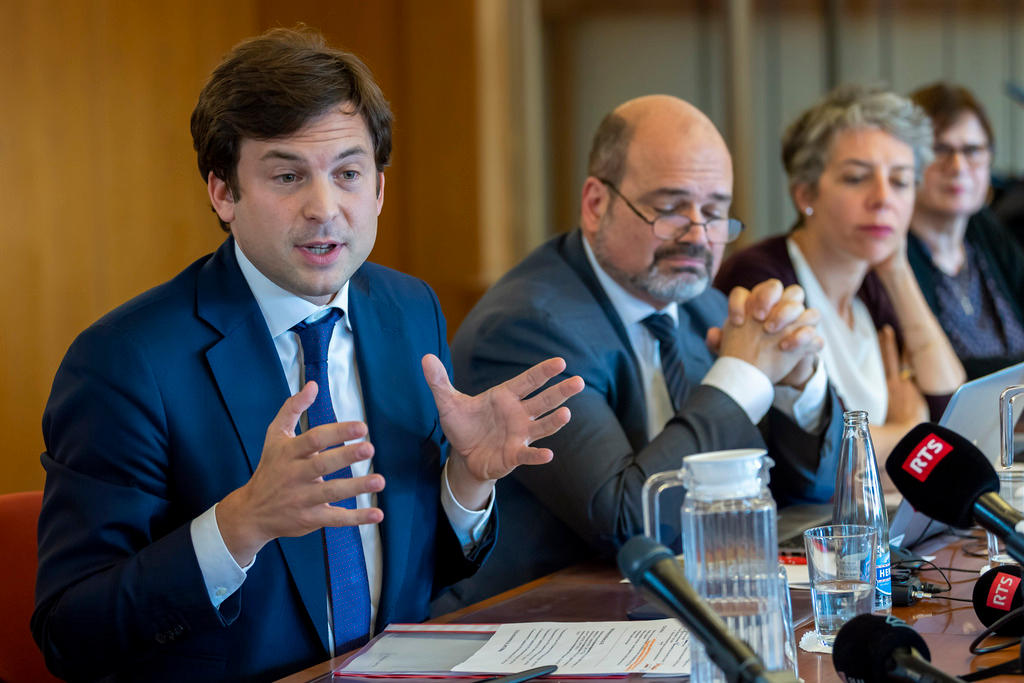 members of Geneva council at press conference