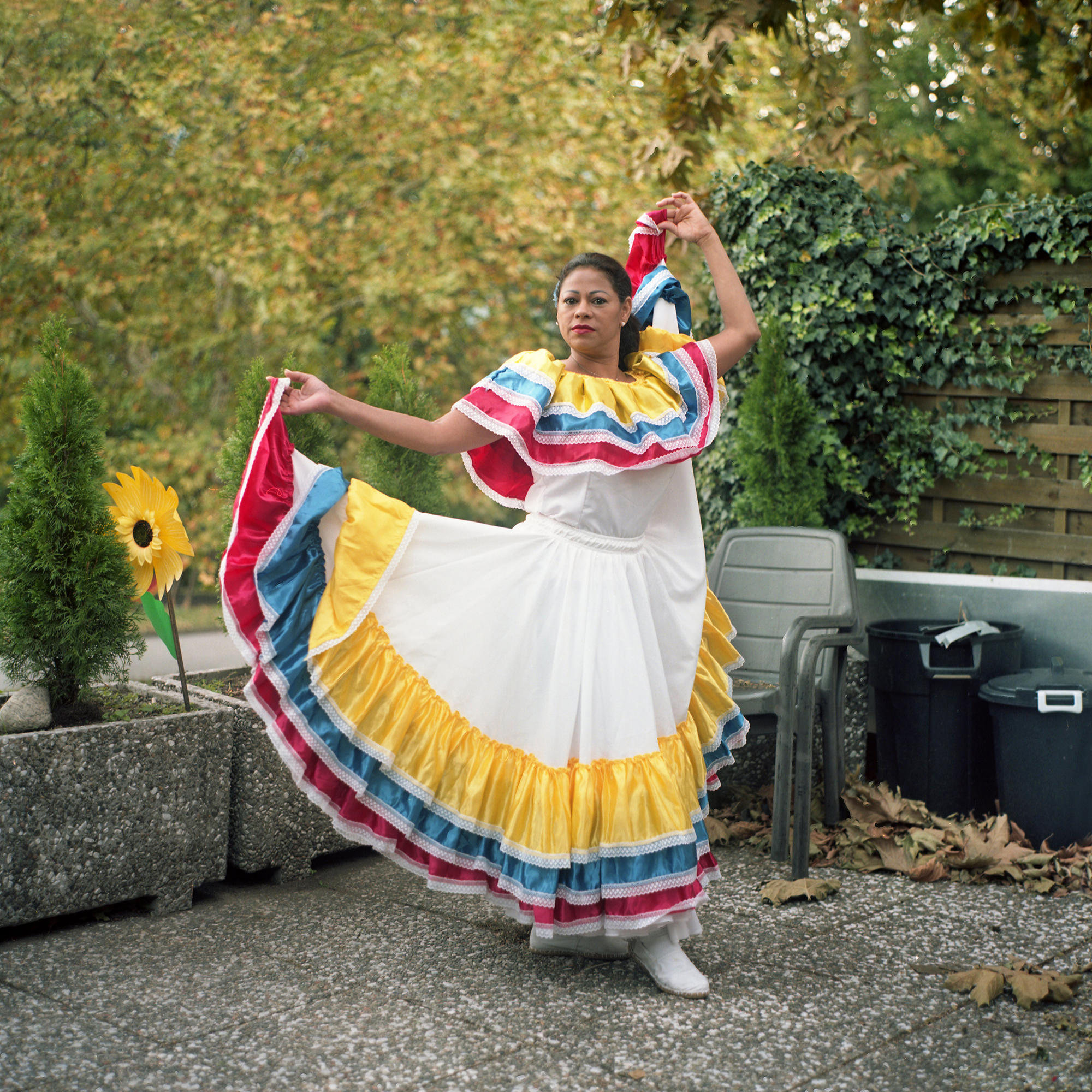 سيدة من فينيزويلا بلباسها التقليدي