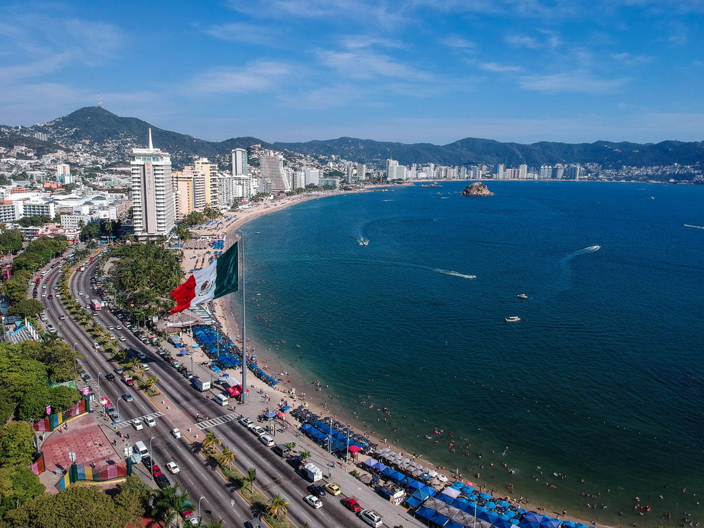 Panoramica della città di Acapulco sul Pacifico