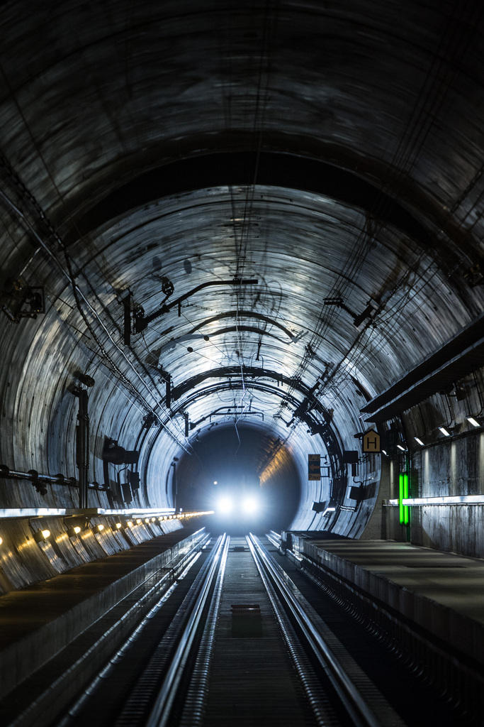 Una veduta della galleria ferroviaria di base del San Gottardo.