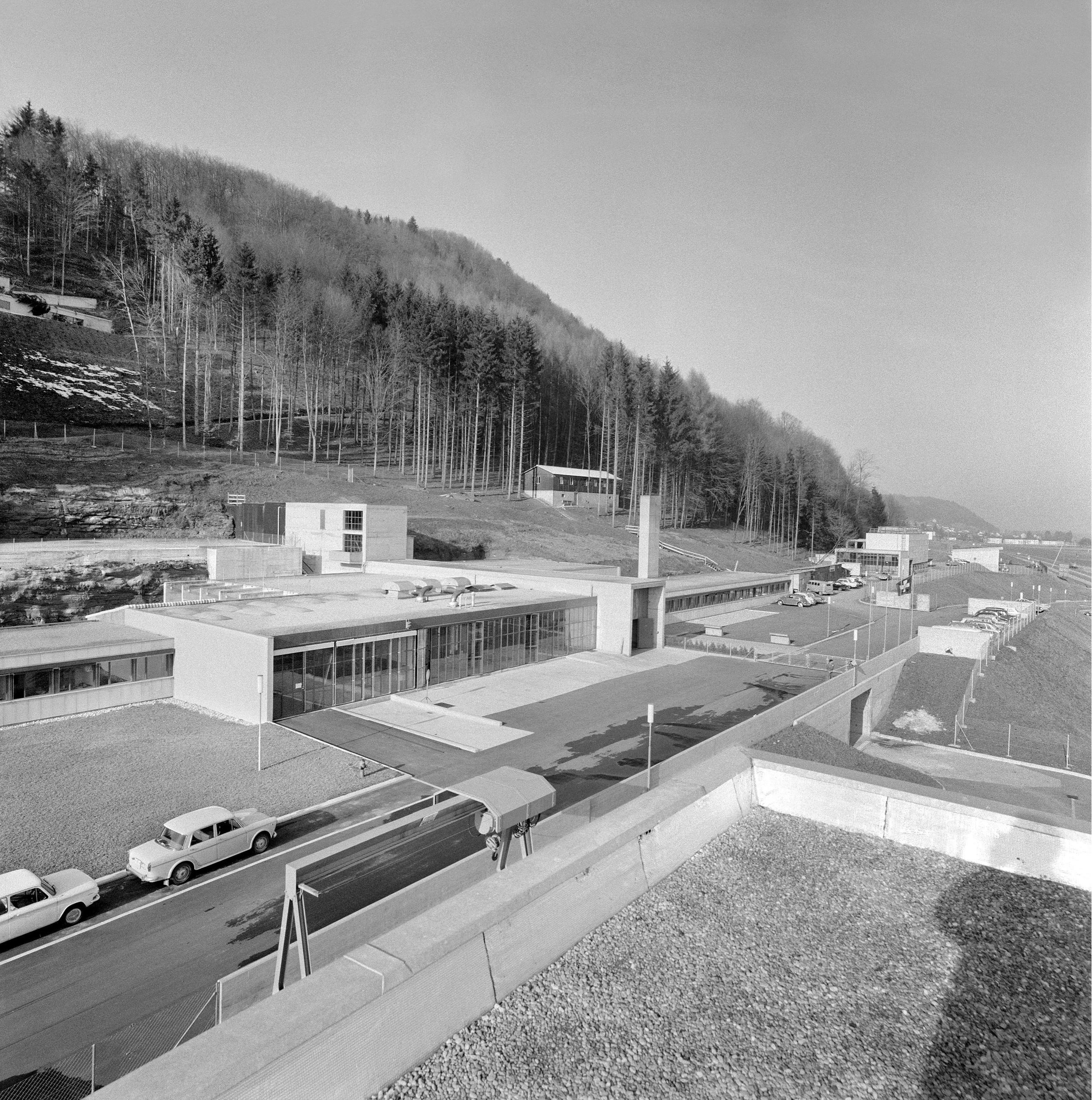 Subterranean experimental nuclear power plant in Lucens.