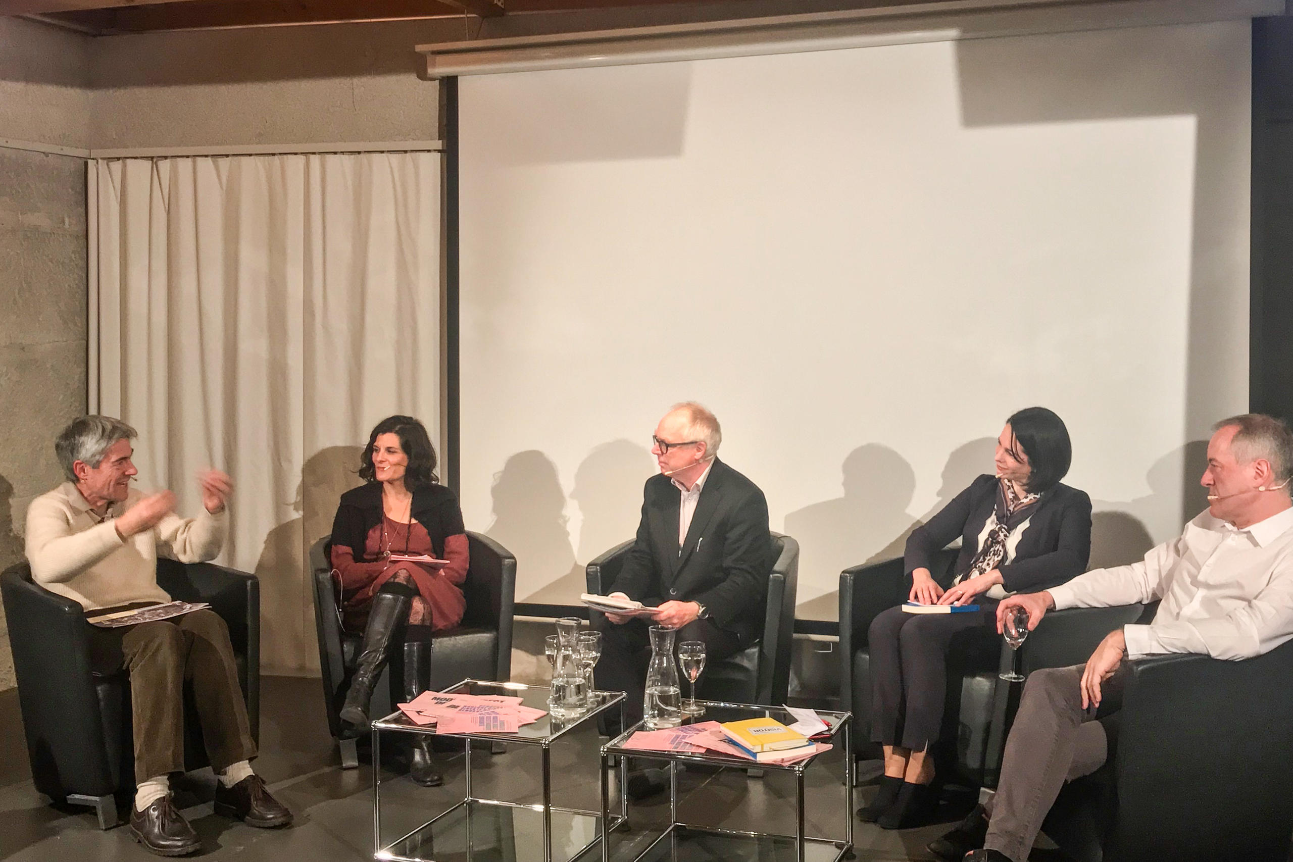 Die Podiumsrunde im Politforum Käfigturm