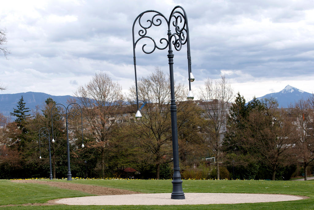 streetlamp in park in geneva