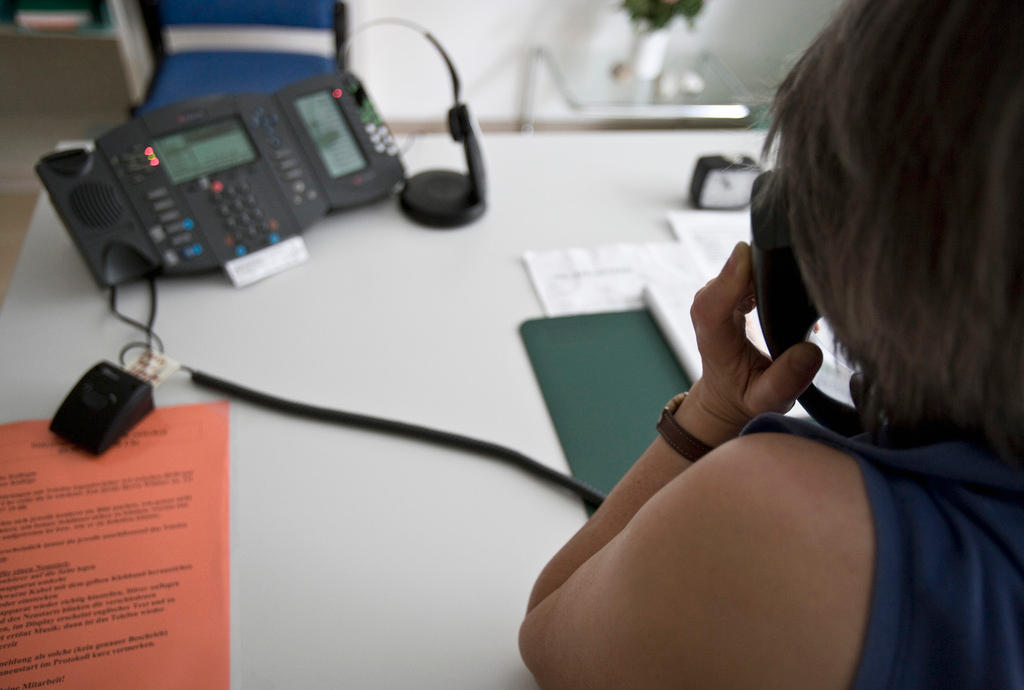 The helpline – called La Main Tendue in French and Die Dargebotene Hand in German.