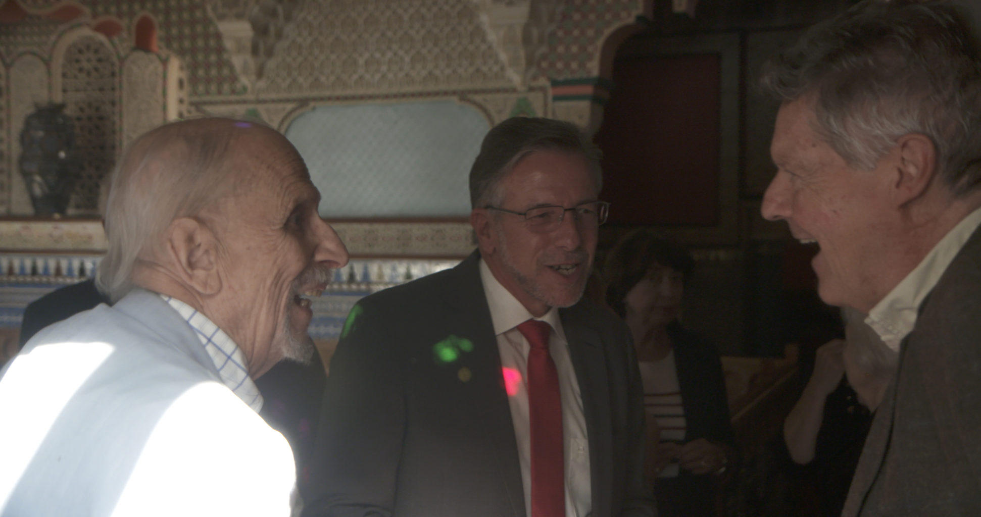 Reunion scene from Ambassade