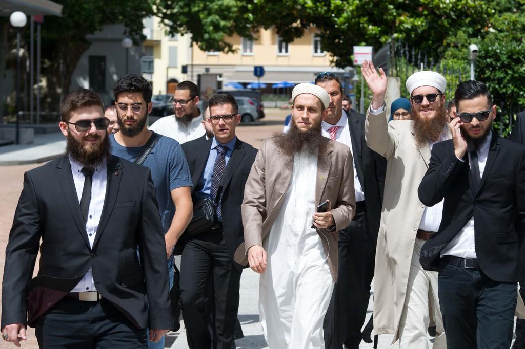 Naim Cherni and Nicolas Blancho outside the Federal Criminal Court in Bellinzona