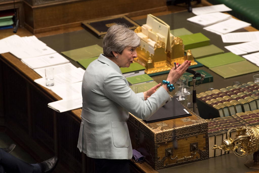 La premier May durante il suo intervento alla Camera dei comuni.