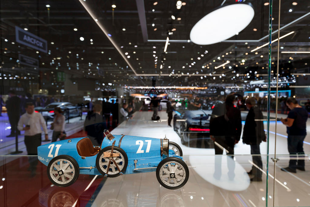 Modellino vecchia Bugatti