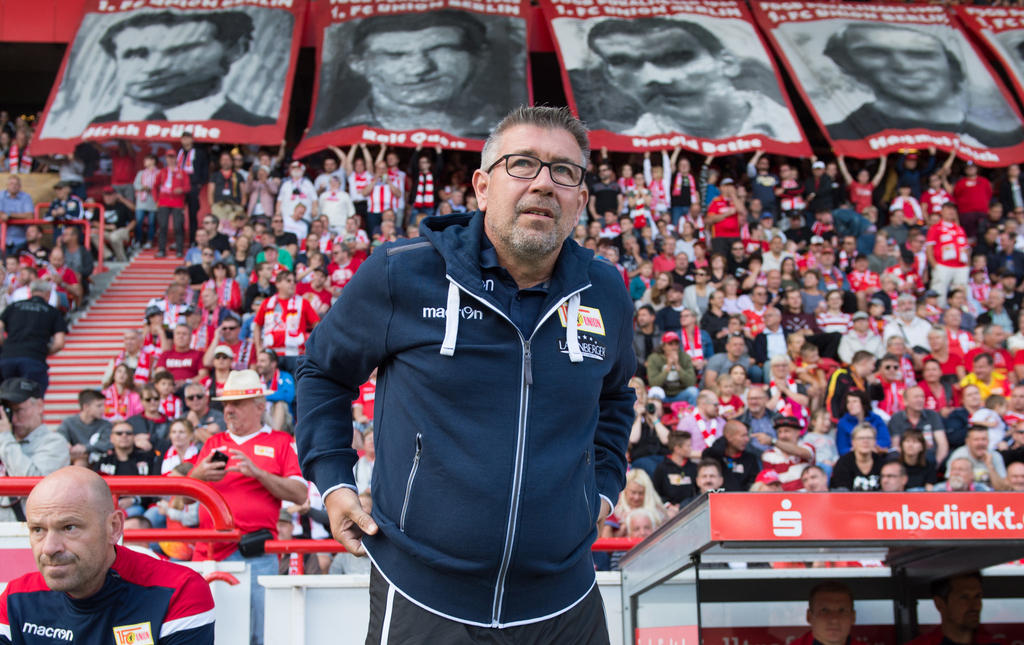 Urs Fischer - erfolgreicher und beliebter Trainer des deutschen Fussballvereins Union Berlin