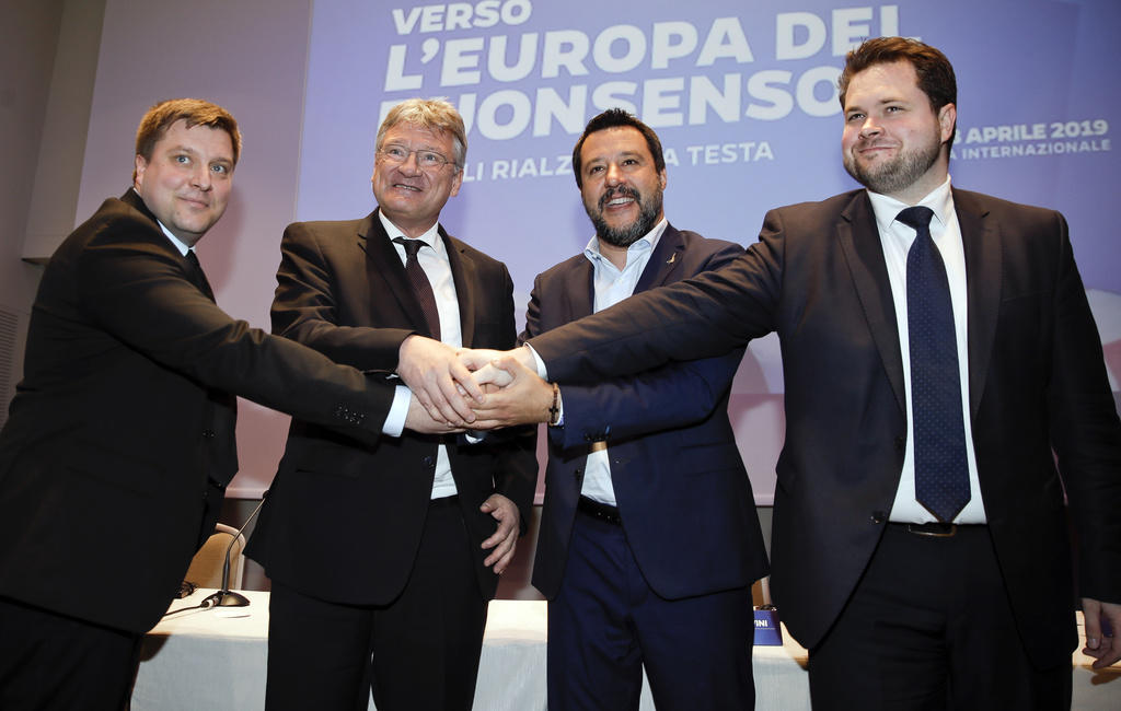 Quattro leader euroscettici: il finnico Olli Kotro, il tedesco Jörg Meuthen, Matteo Salvini e il danese Anders Vistisen