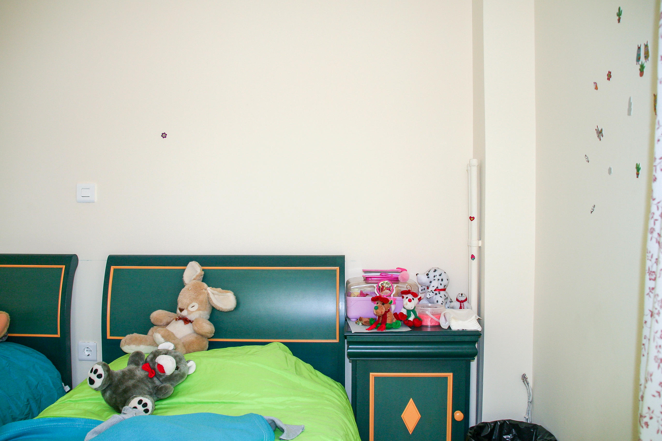 Bett in Grün