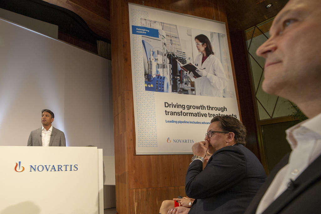 Harry Kirsch, Chief Financial Officer (CFO) Novartis, right, and Vas Narasimhan, CEO of Swiss pharmaceutical group