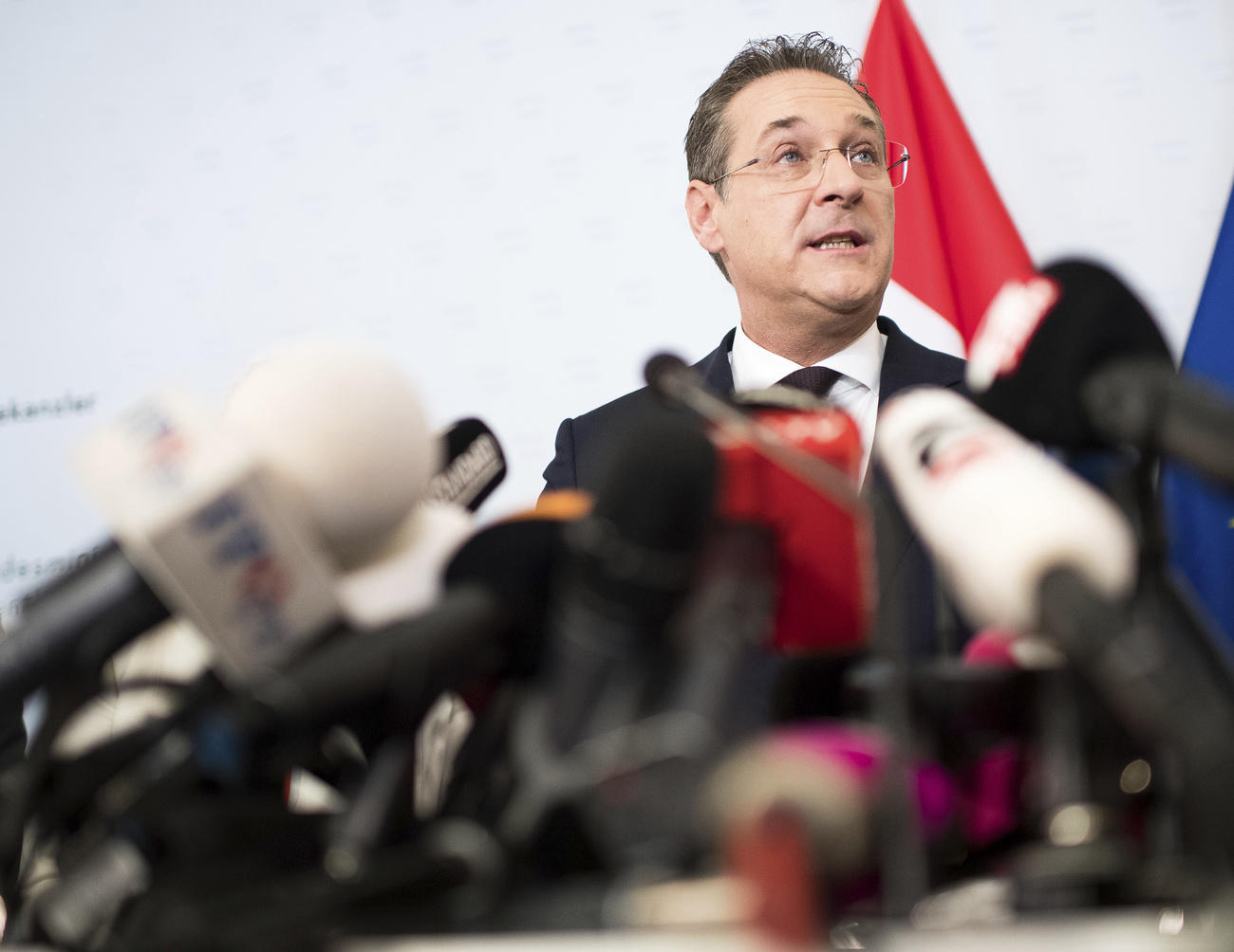 Strache