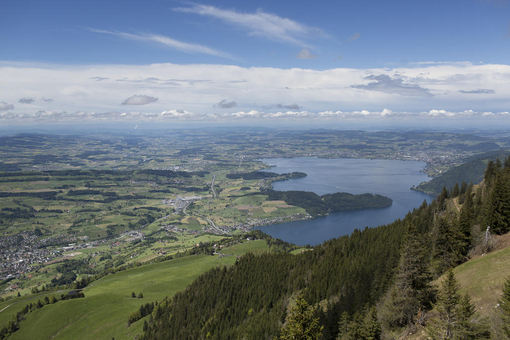 Vista aérea de la meseta suiza