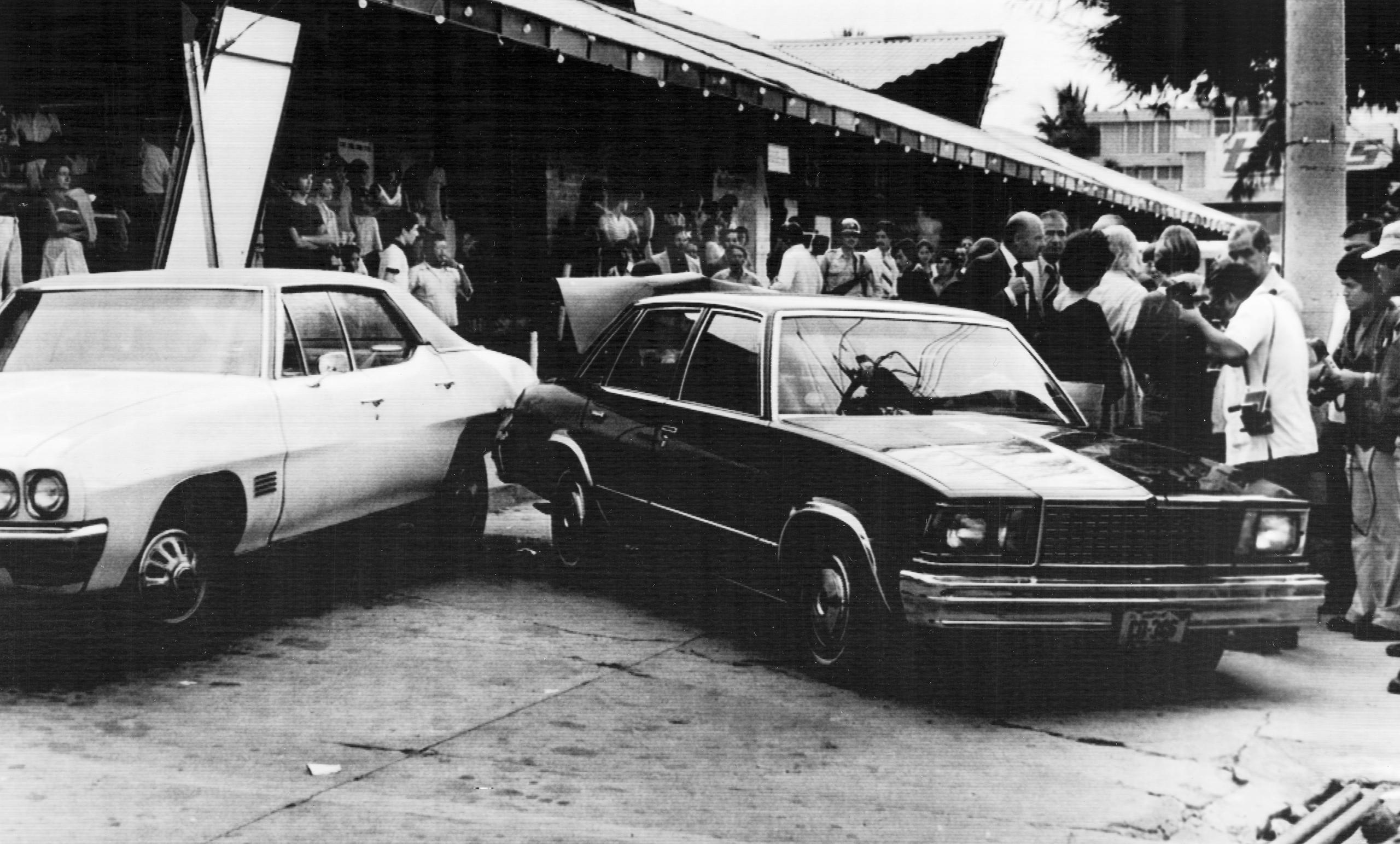 Voiture victime d un attentat