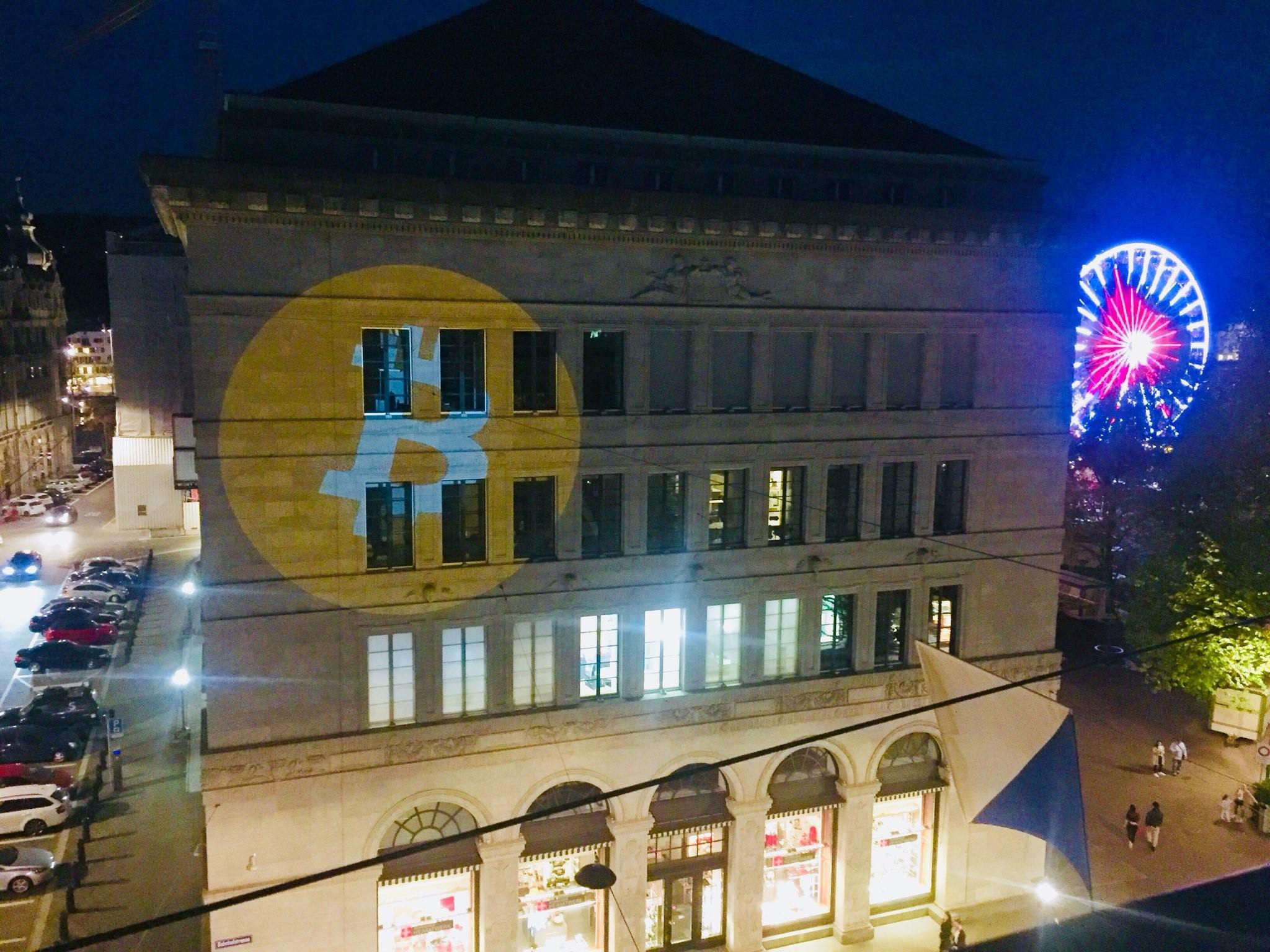 SNB building with bitcoin projection