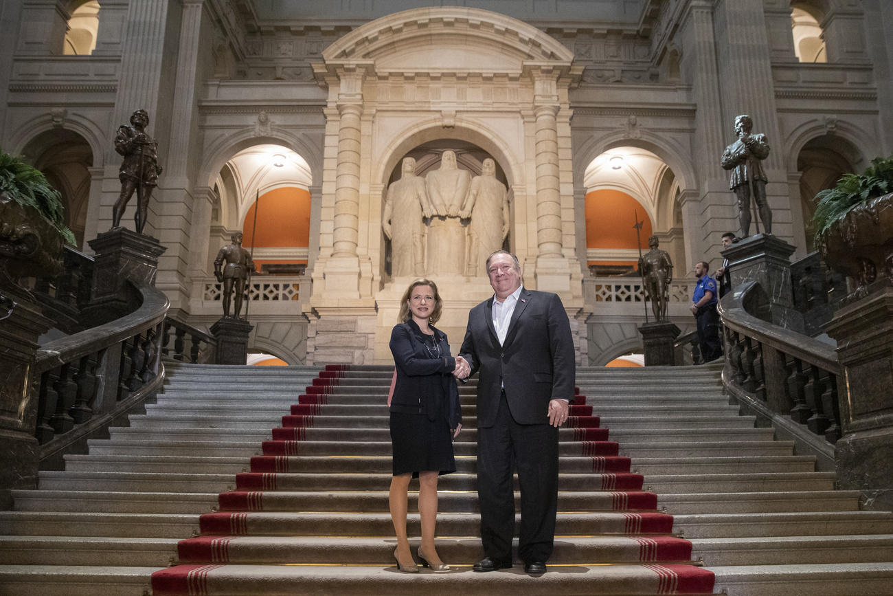 christa Markwalder (left) and Mike Pompeo in the Swiss parliament building