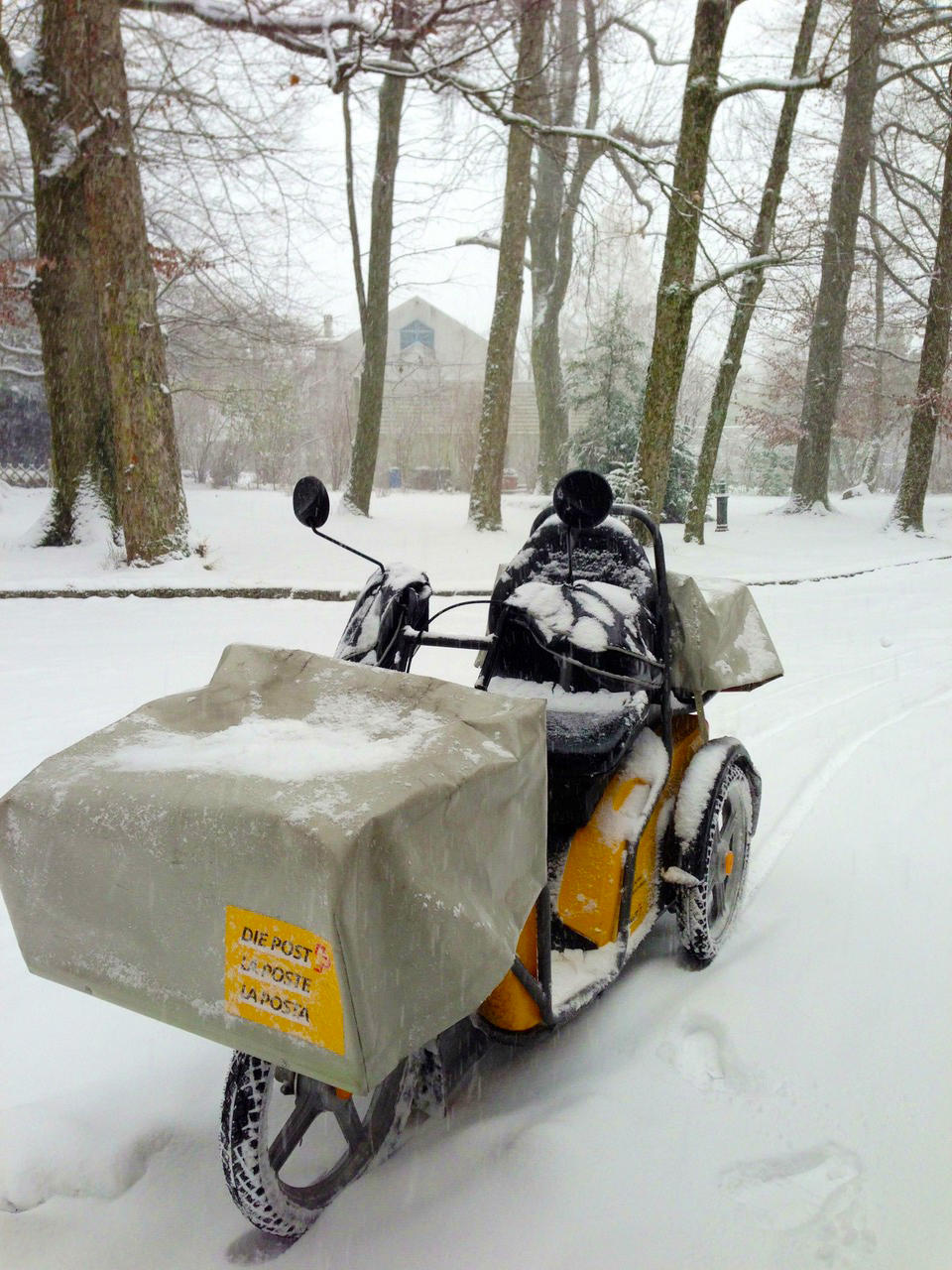 哲思使用的郵務車