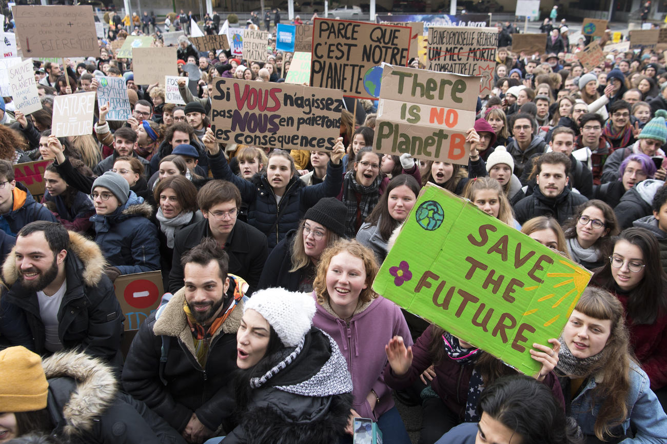 Climate demonstrators in the streets of Lausanne