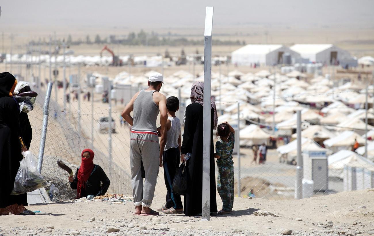 Réfugiés dans une zone aride d Irak.