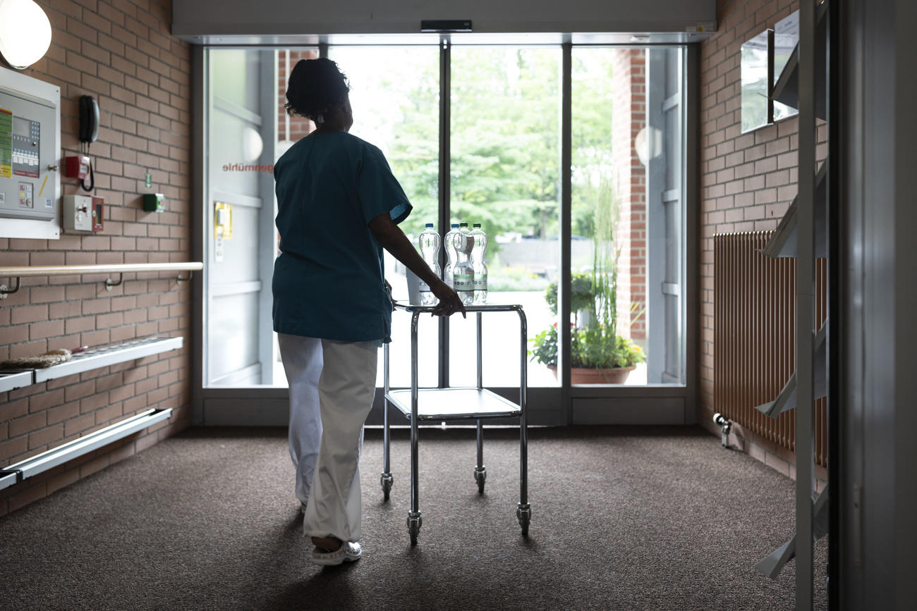nurse in an old-people s home