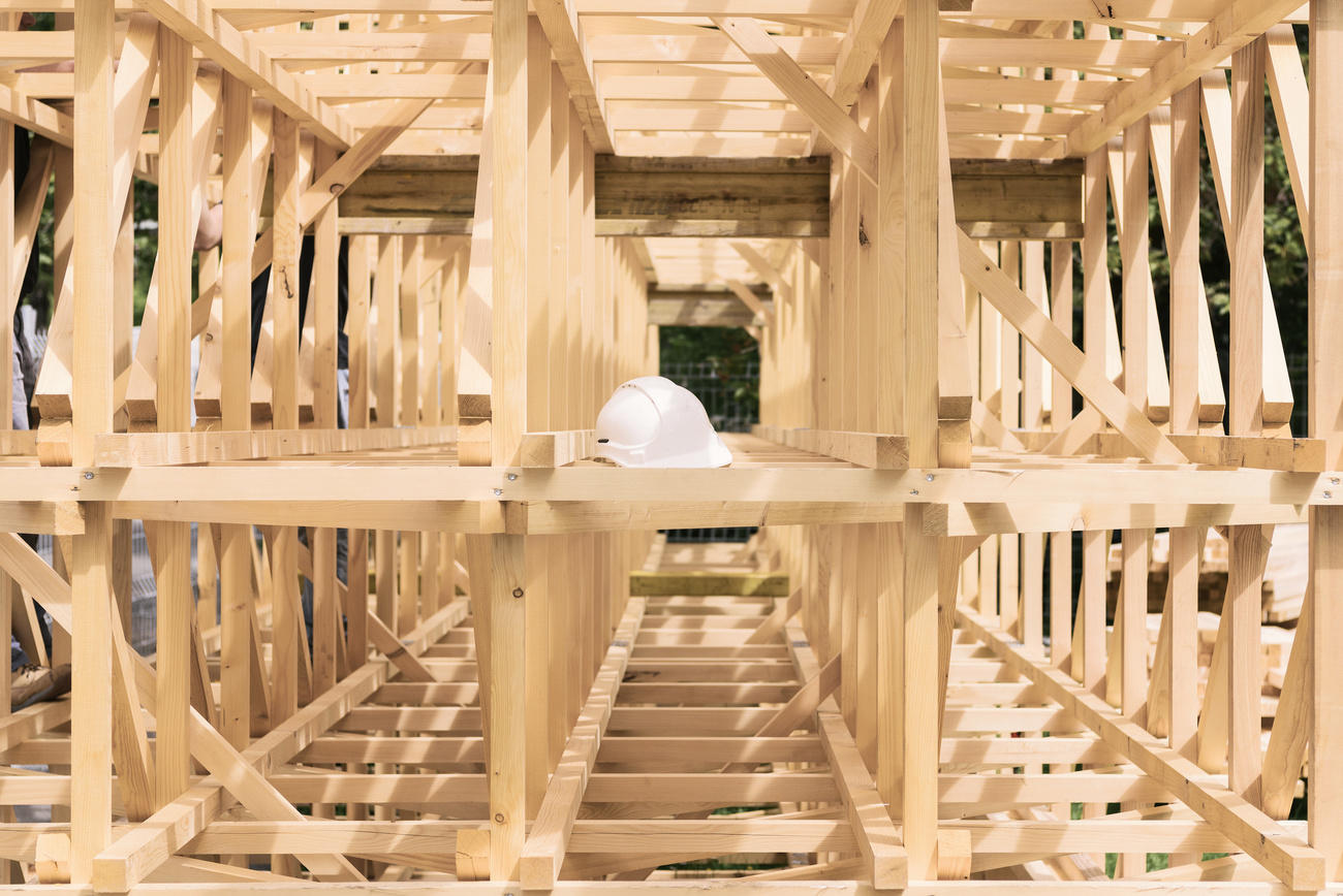 Costruzione in legno presentata nel 2016 alla biennale di arte contemporanea Manifesta a Zurigo.
