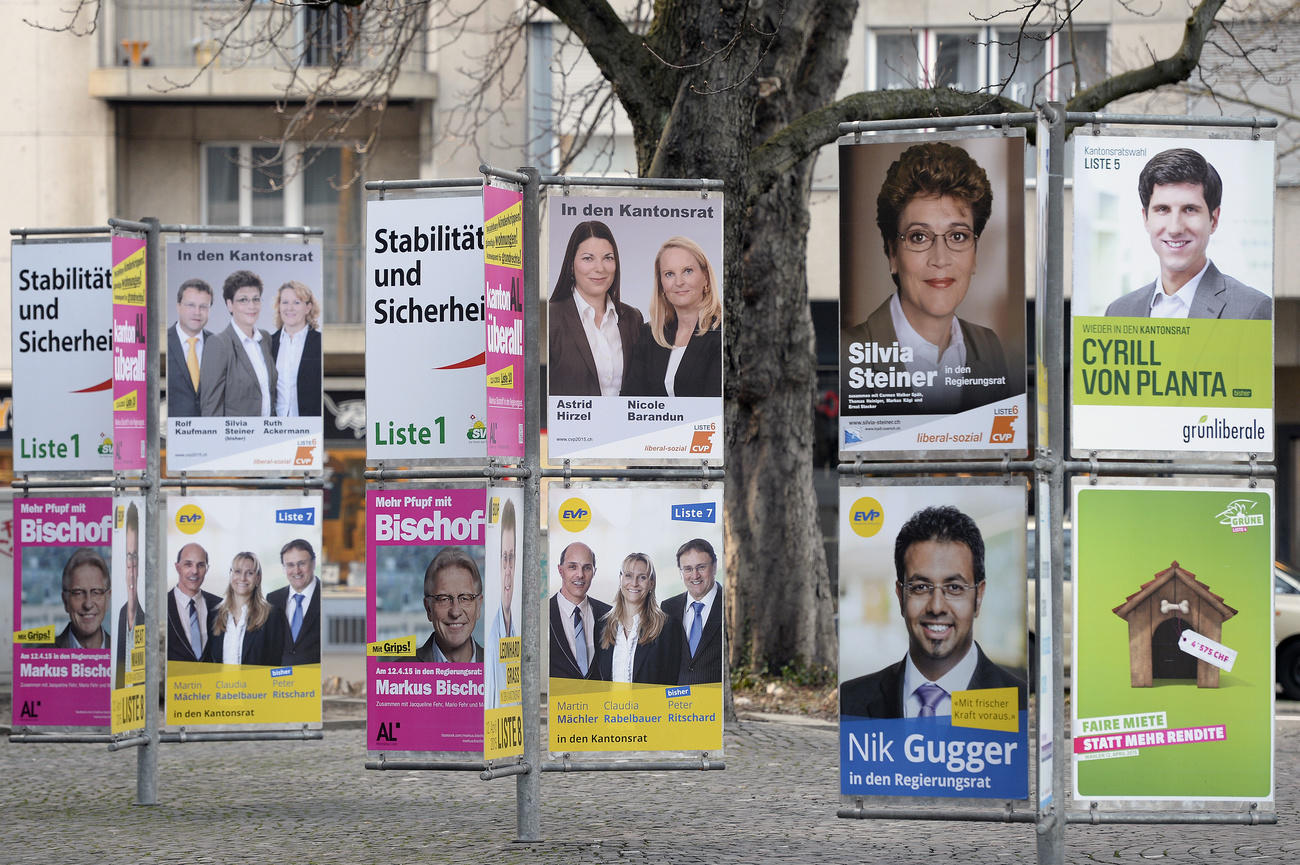 Wahlplakate in der Stadt