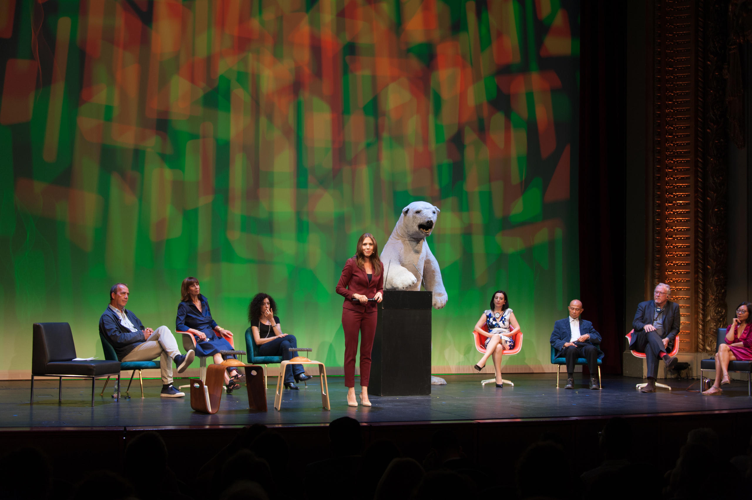 8月31日晚,首届“真实故事奖”颁奖典礼在伯尔尼市歌剧院举行。