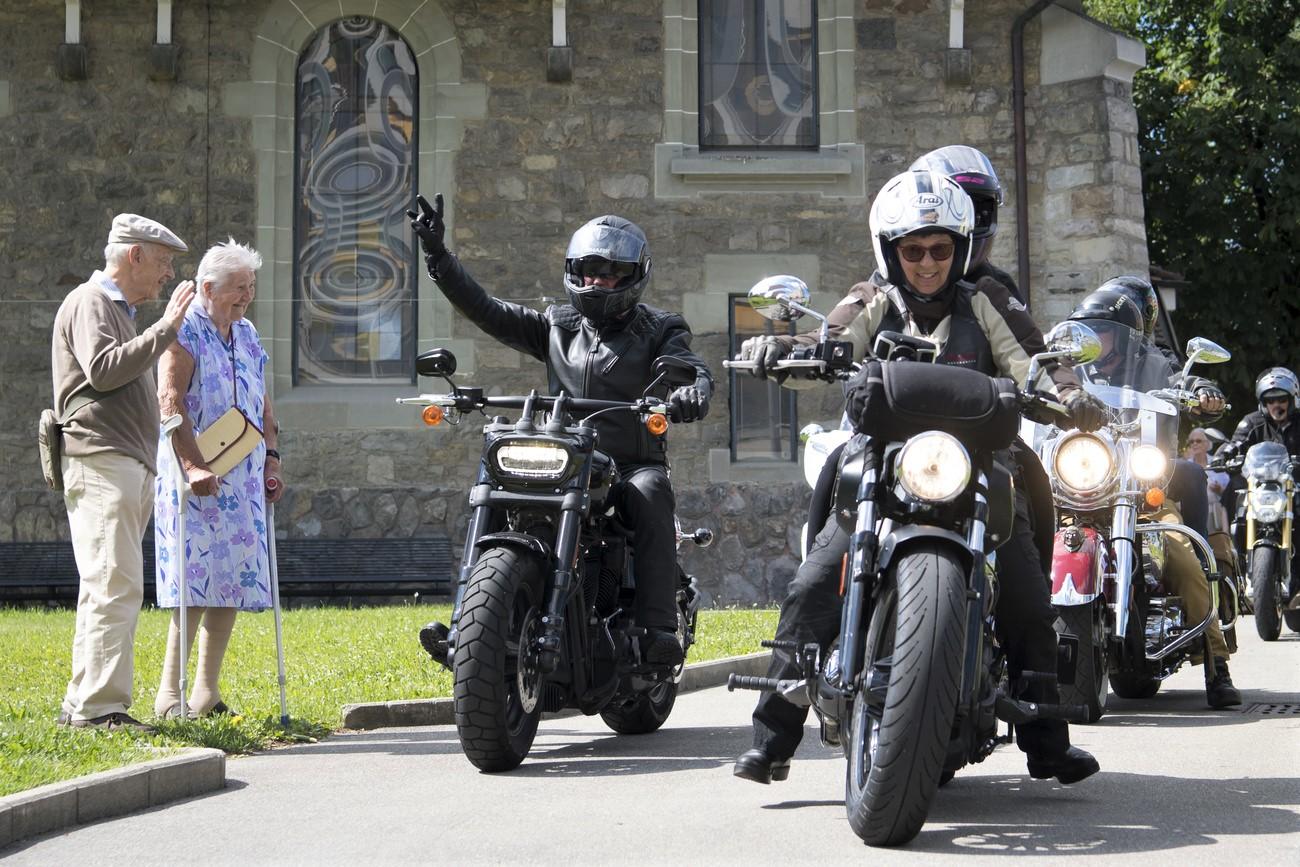 motards