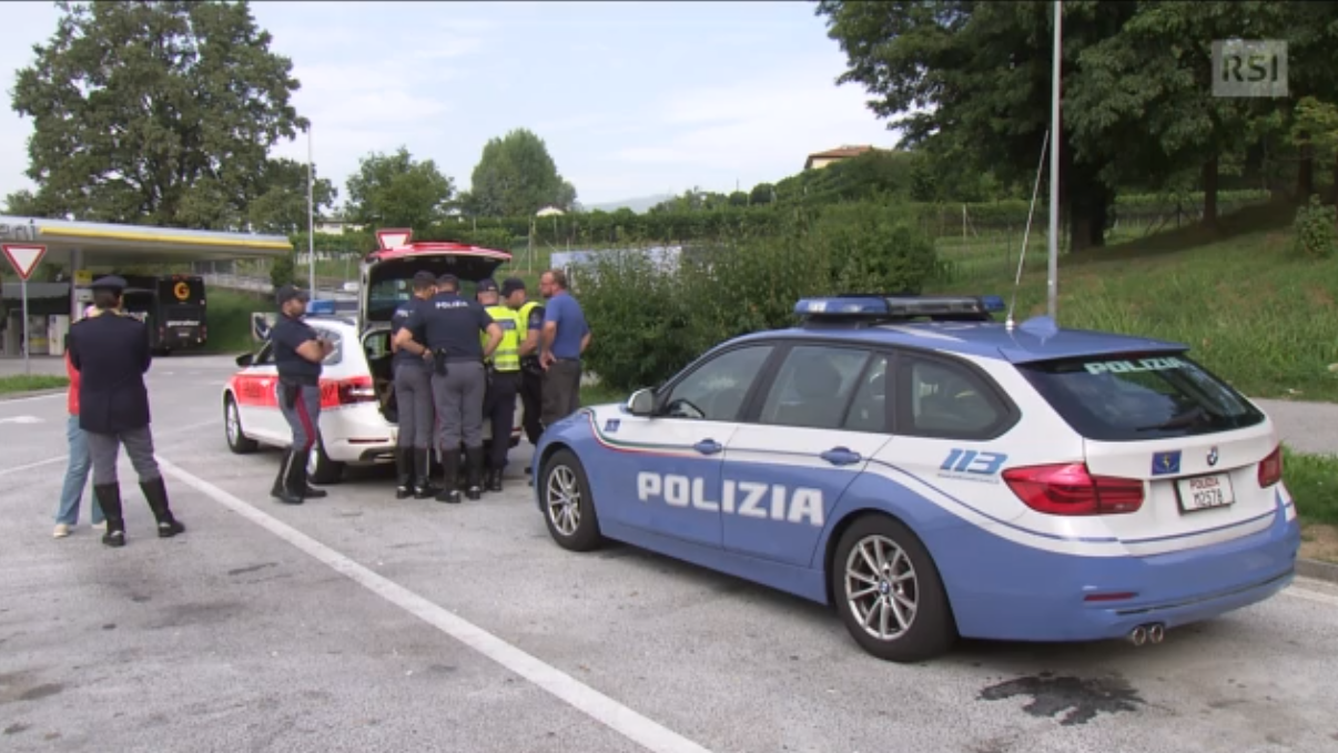 Pattuglie miste al lavoro.