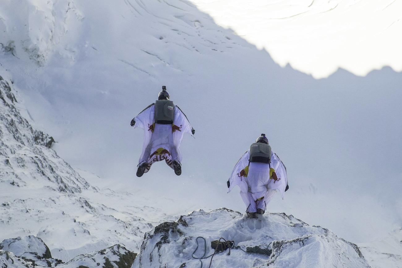 Base-Jumper