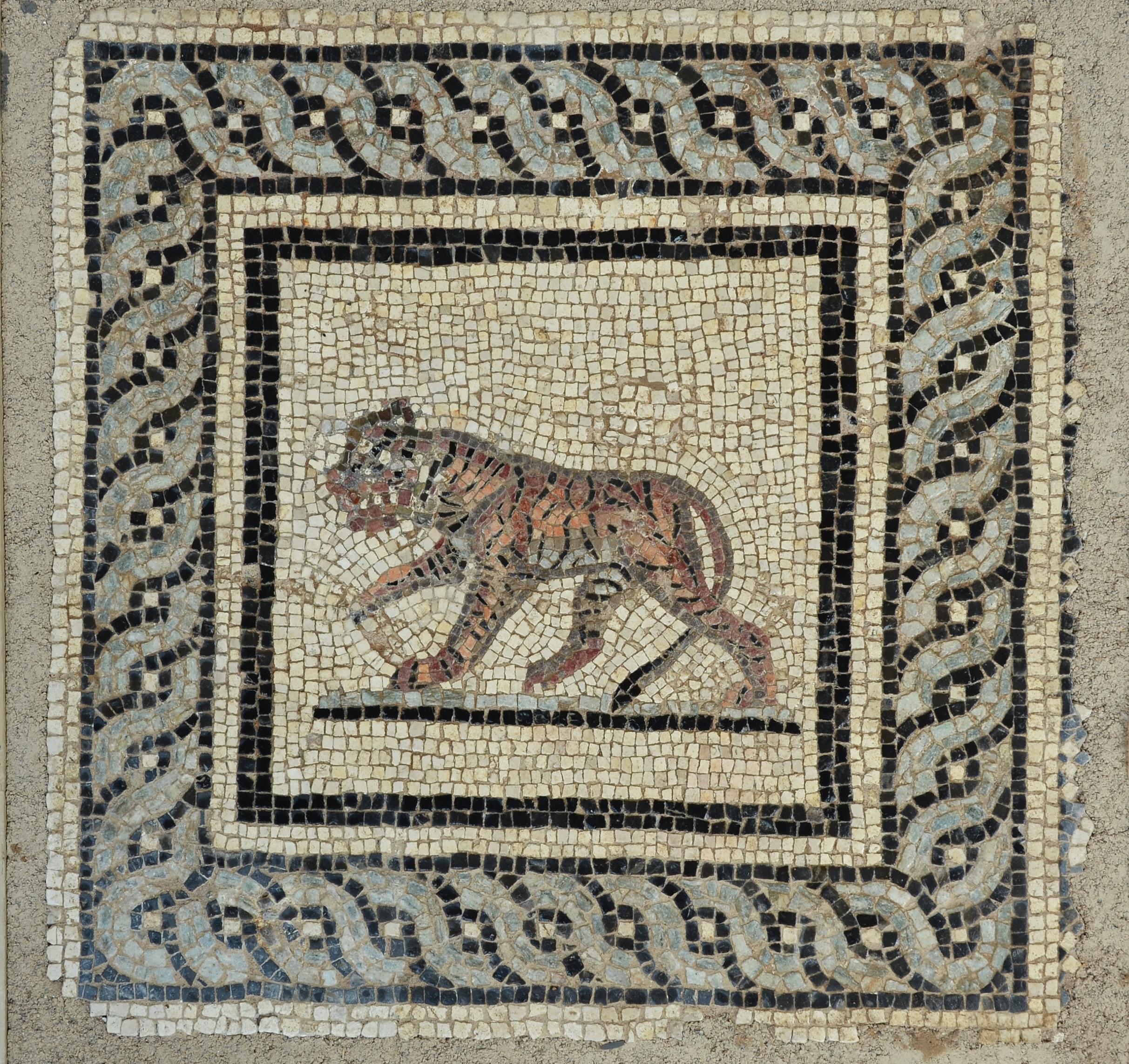 Tigre sur une mosaïque