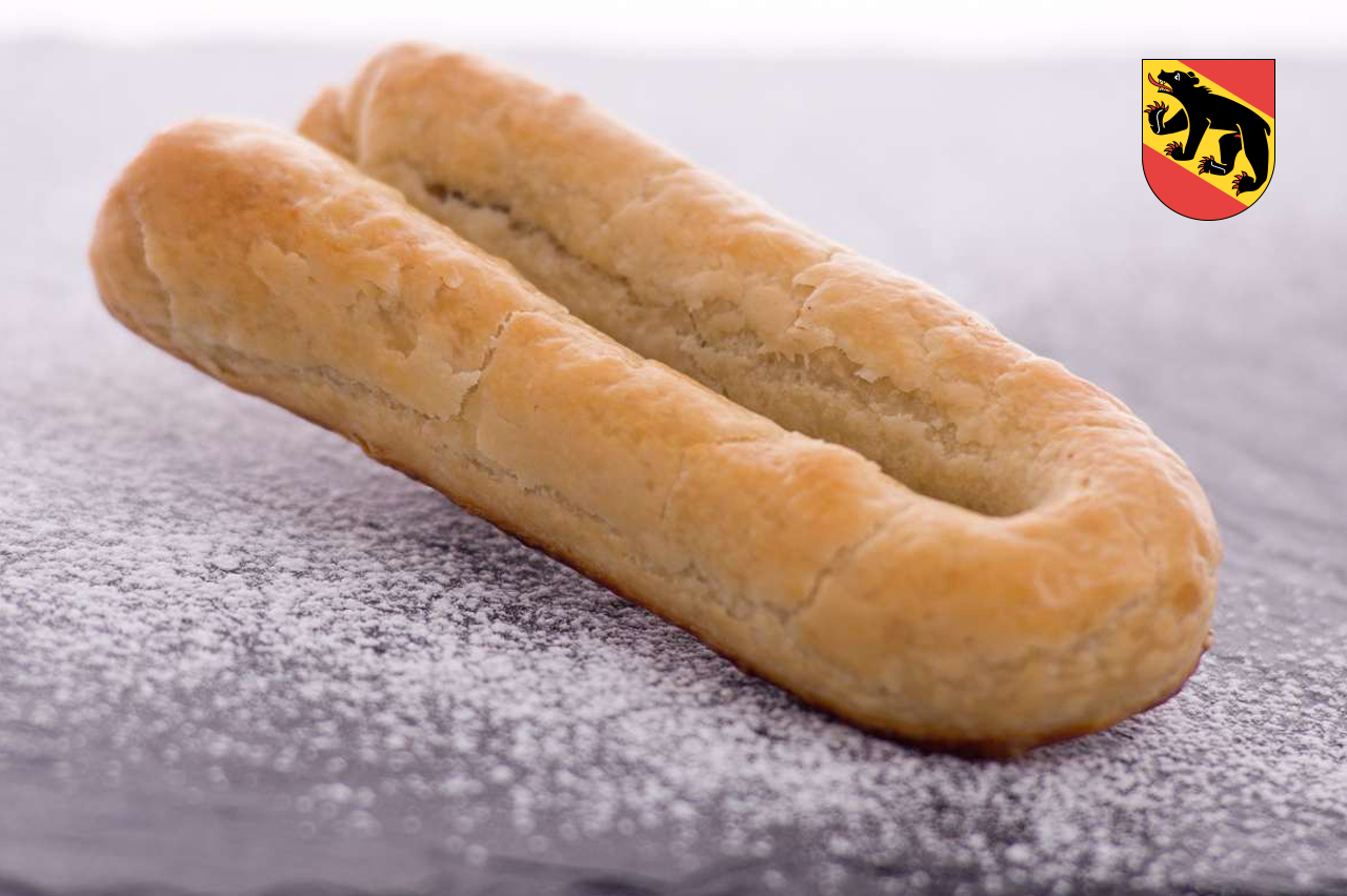 Meitschibei: une sorte de croissant viennois en forme de fer à cheval.