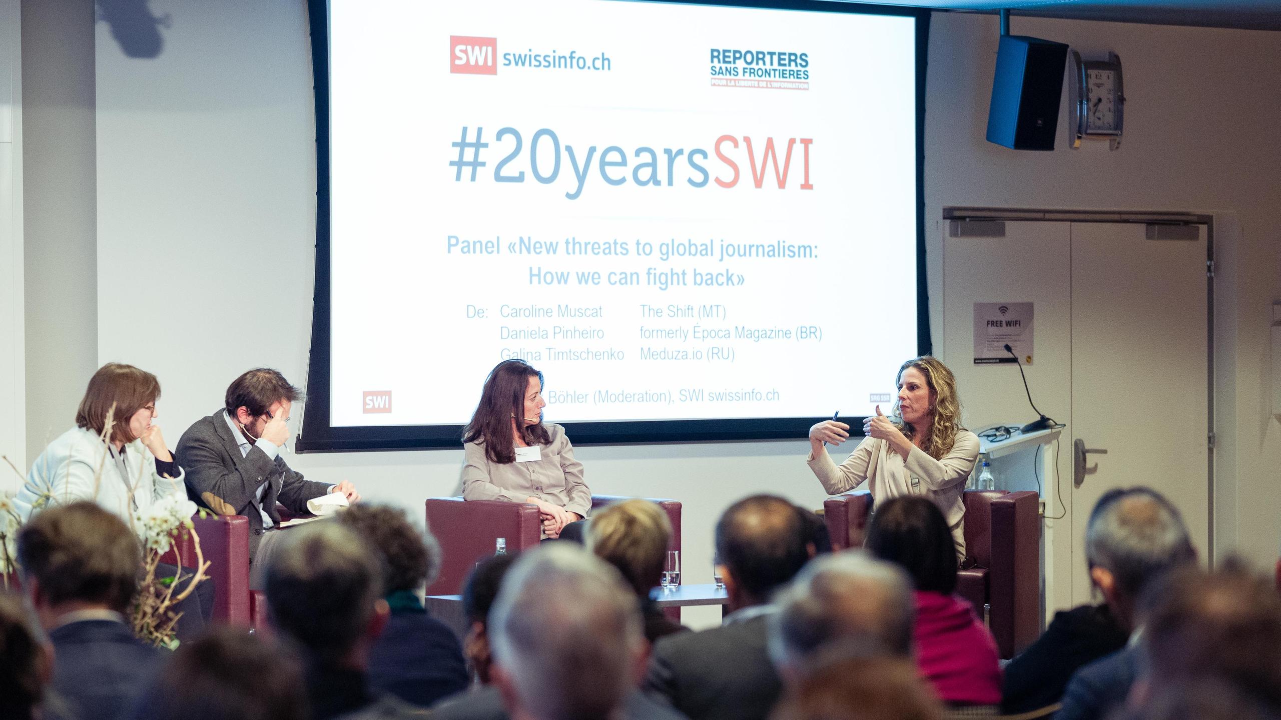 Diskussionsrunde zu 20 Jahre swissinfo.ch