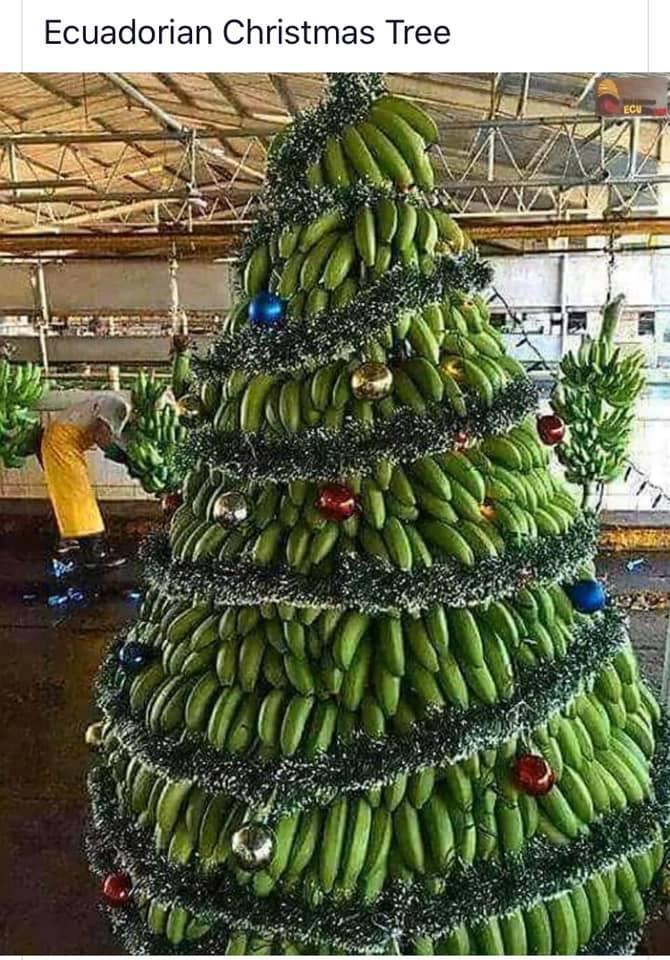 Weihnachtsbaum aus Bananen